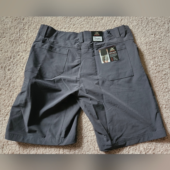 ZEROXPOSUR Travel Shorts Mens 36 9" Inseam NWT - Picture 4 of 6